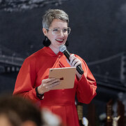 House Sitter - HelloAdele