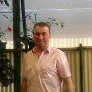 House Sitter - Chris Thomas