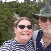 House Sitter - The MACS -Jo and Peter