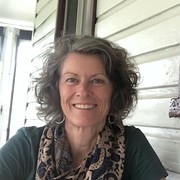 House Sitter - Mature, Reliable,Experienced Dog Groomer