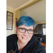 House Sitter - Writer with a suitcase