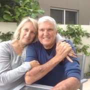 House Sitter - Loving, practical, nature-loving couple 