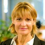 House Sitter - Mature kind woman to care for your pets