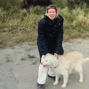 House Sitter - Down to earth 