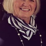 House Sitter - Active clean-living pet and home-sitter 