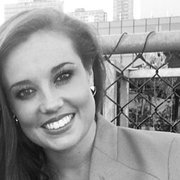 House Sitter - Aimee