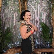 House Sitter - Karen