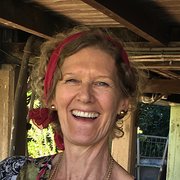 House Sitter - Happy Homeowner