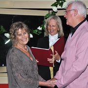 House Sitter - lamar responsible caring couple 