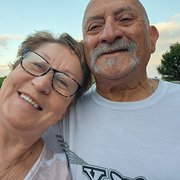 House Sitter - The Retired happy Kellars