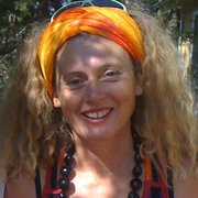 House Sitter - Elise Peaceful & High Vibe