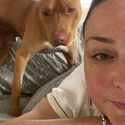 House Sitter - Caring mother and Reiki healing Author! 