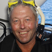 House Sitter - Larry