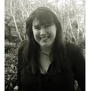 House Sitter - Kylee - a quiet writer