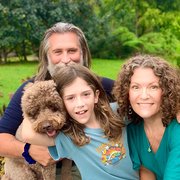 House Sitter - 5* family sitters, 8 years experience!