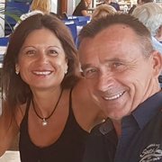 House Sitter - Lovely mature couple