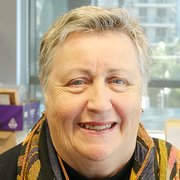 House Sitter - Sharon