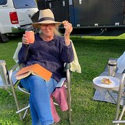 House Sitter - The Quinnies