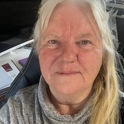 House Sitter - Renate