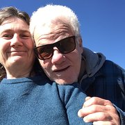 House Sitter - Active Annie & Tony House Sitters