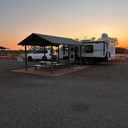 House Sitter - Grey Traveller