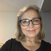 House Sitter - Angela N