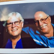 House Sitter - Eden and Jenny