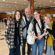 House Sitter - Youthful, mature semi-retired couple