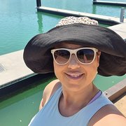 House Sitter - Dianna