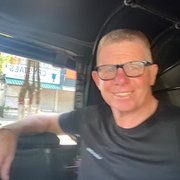 House Sitter - Animal lover charity worker 