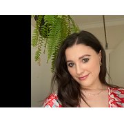 House Sitter - Nicole