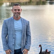 House Sitter - Reliable & Caring House-Sitter Available