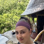 House Sitter - Liria - Friendly & gentle sitter 