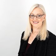 House Sitter - Jenni-Lee