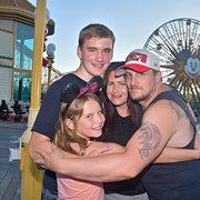 House Sitter - The Family Fur You