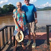 House Sitter - Active, retired, house-proud couple
