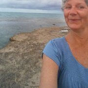 House Sitter - Robyn 