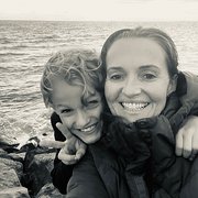 House Sitter - Secure sitter duo