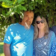 House Sitter - Sue and Mitch. Animal and nature lovers.