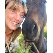 House Sitter - Ex Vet Nurse with Wealth of Experience