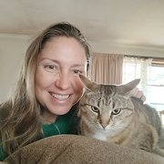 House Sitter - Sarah Carer Sunny Coast Area 