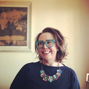 House Sitter - Responsible & experienced, loves animals