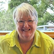 House Sitter - The happy sitter