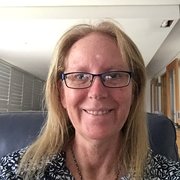 House Sitter - Sunshine Coast Traveller