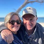 House Sitter - Darlene & John. Retired early. 