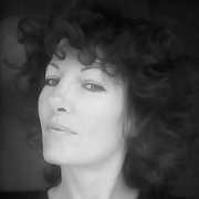 House Sitter - Sarah