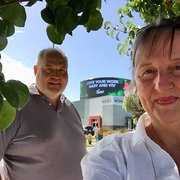 House Sitter - Vivii & Gary