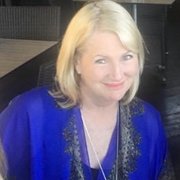 House Sitter - EXPERIENCED, MATURE, LOVING & RELIABLE