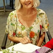 House Sitter - Caring and thoughtful 