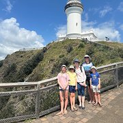House Sitter - Travelling family with preteens/tweens